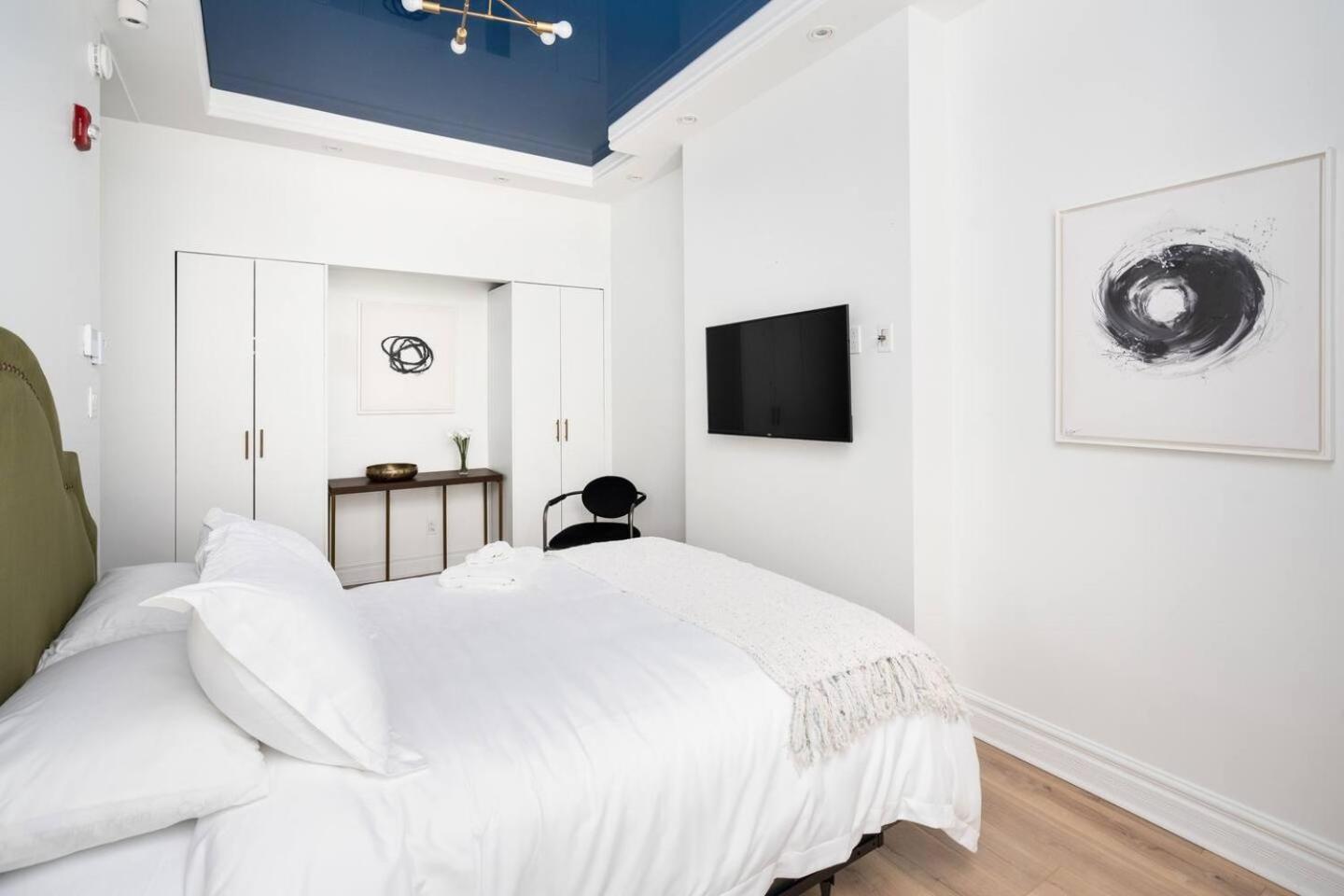 Hotel Penfield Montreal